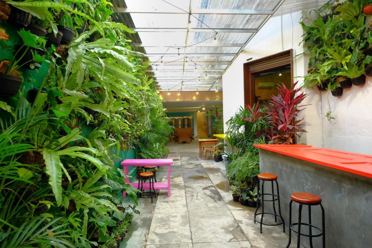 Snooze Malang Hostel Kültér fotó
