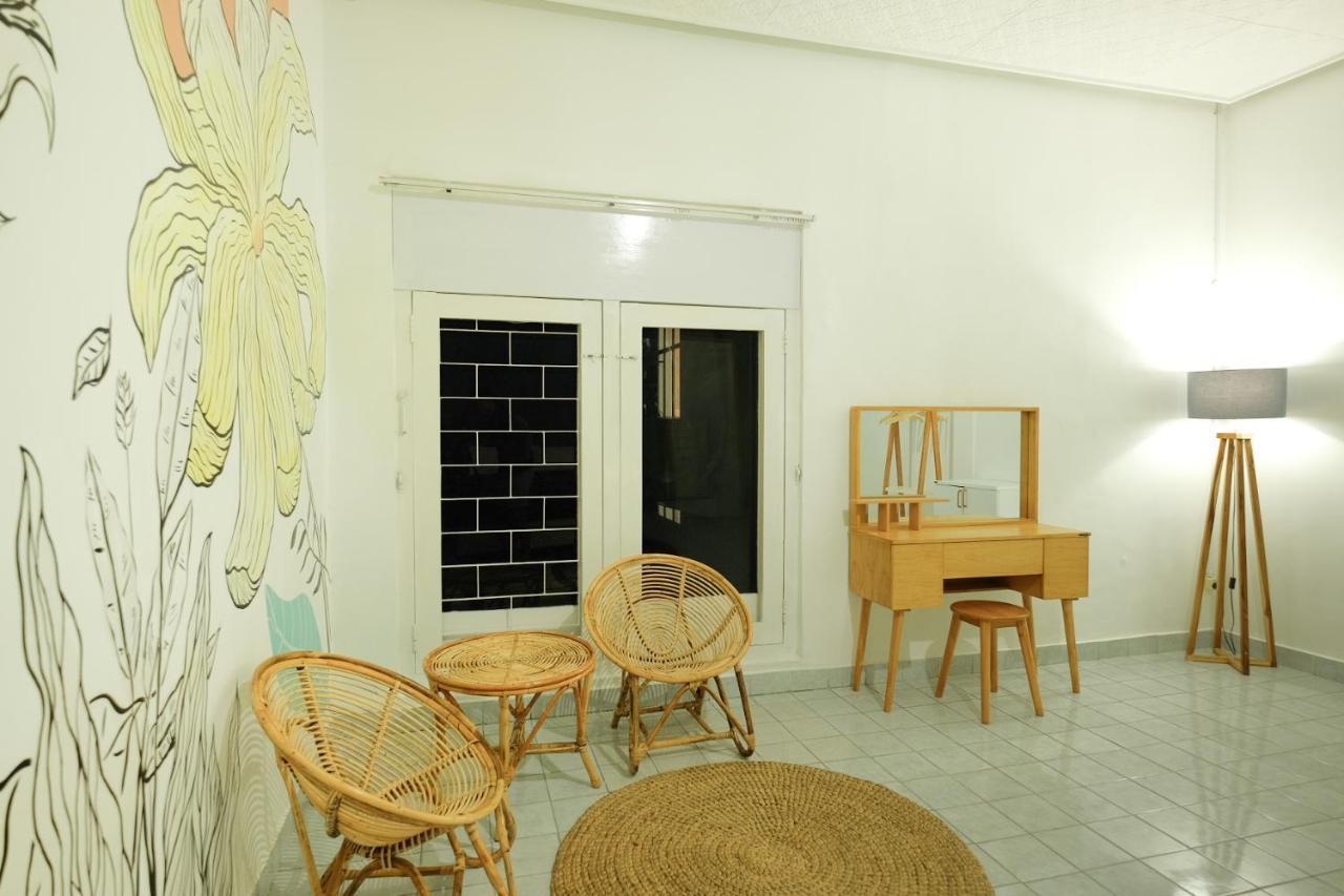 Snooze Malang Hostel Kültér fotó