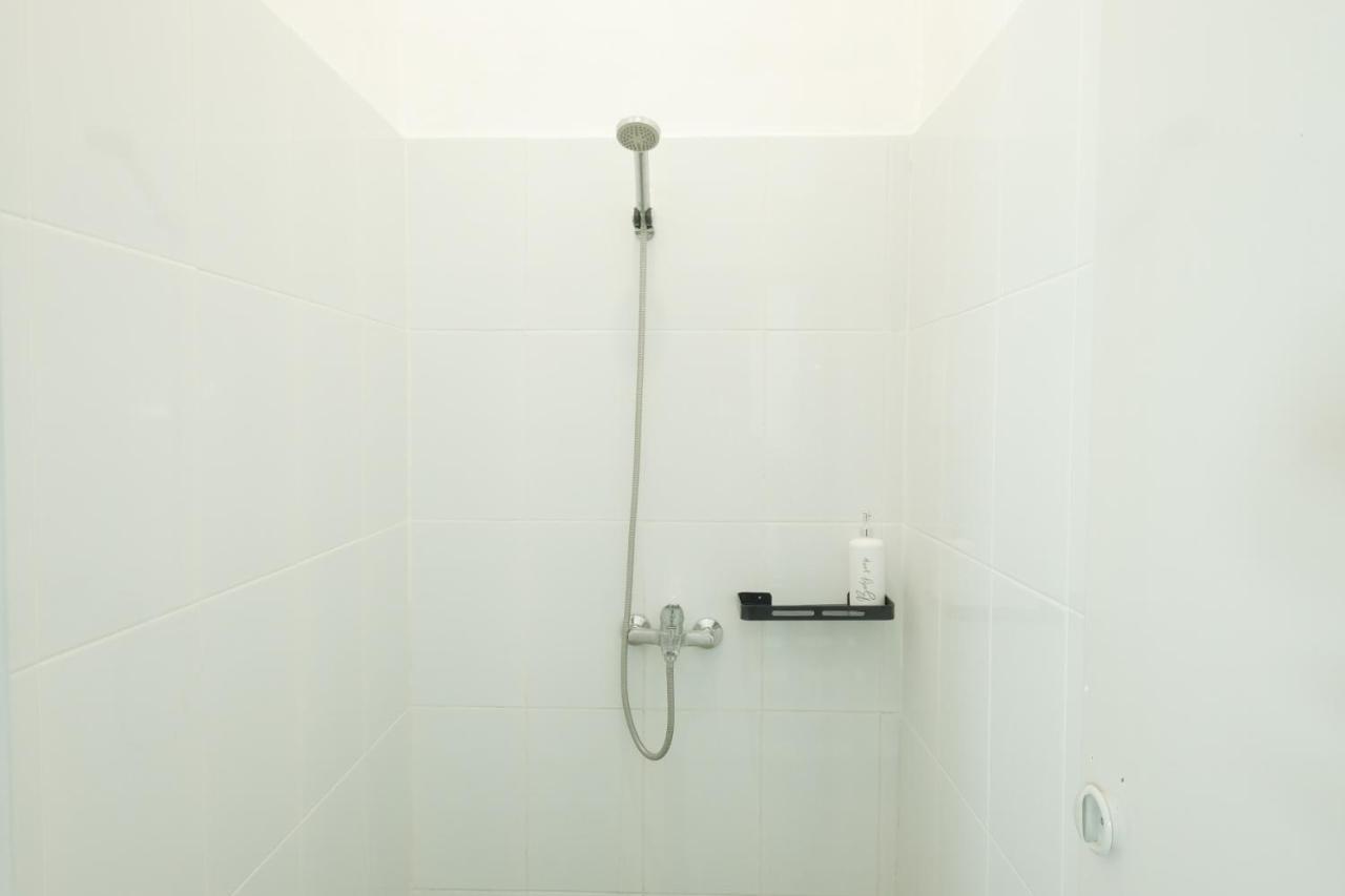 Snooze Malang Hostel Kültér fotó