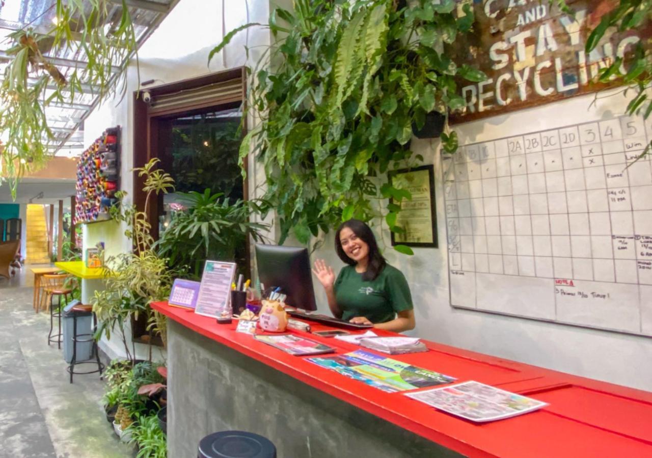 Snooze Malang Hostel Kültér fotó